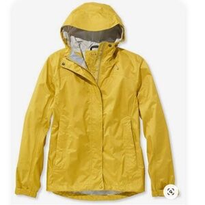 LL Bean Women's Trail Model Rain Jacket